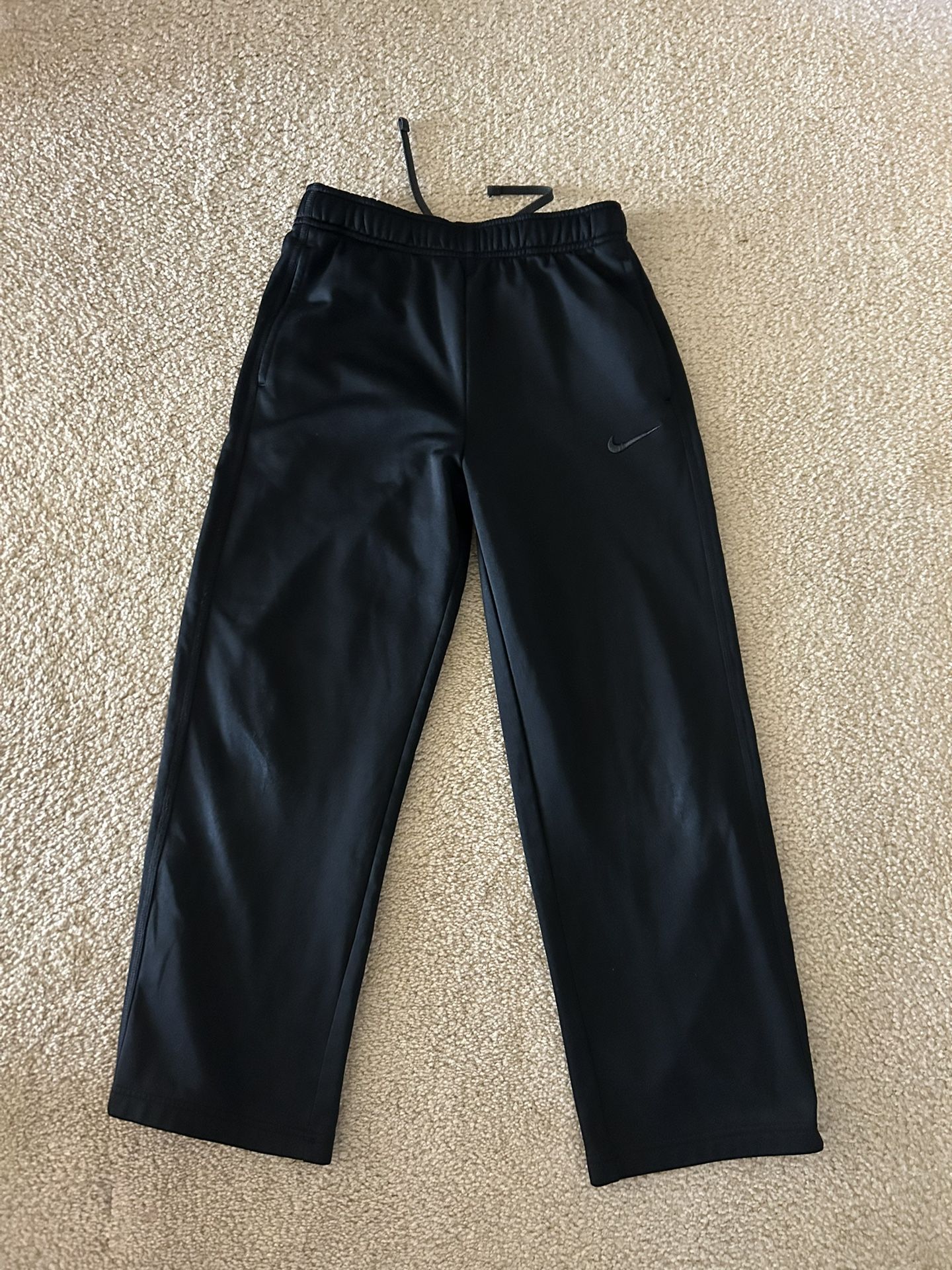 EUC Nike boys fleece athletic pants size L
