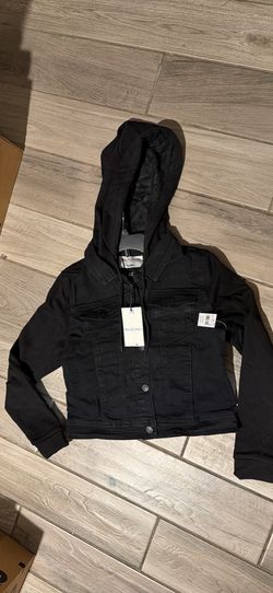 Womens large Jean Jacket With Hoodie NEW