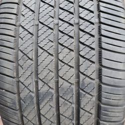 275 40 19  used FREE MOUNTING AND BALANCING /326 MORRIS AVE ELIZABETH 07208 (REAR BUILDING)