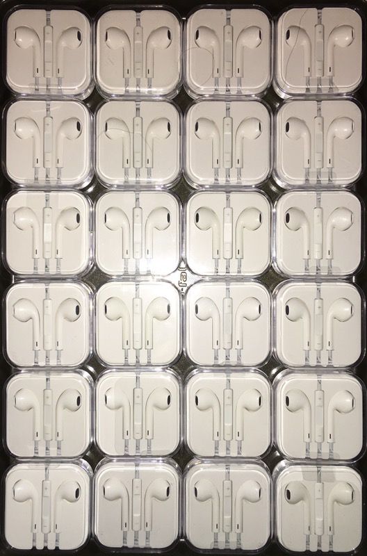 Apple EarPods headset 3 for $25