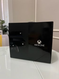 Xbox One Day One Edition