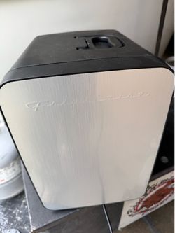 Frigidaire portable mini fridge