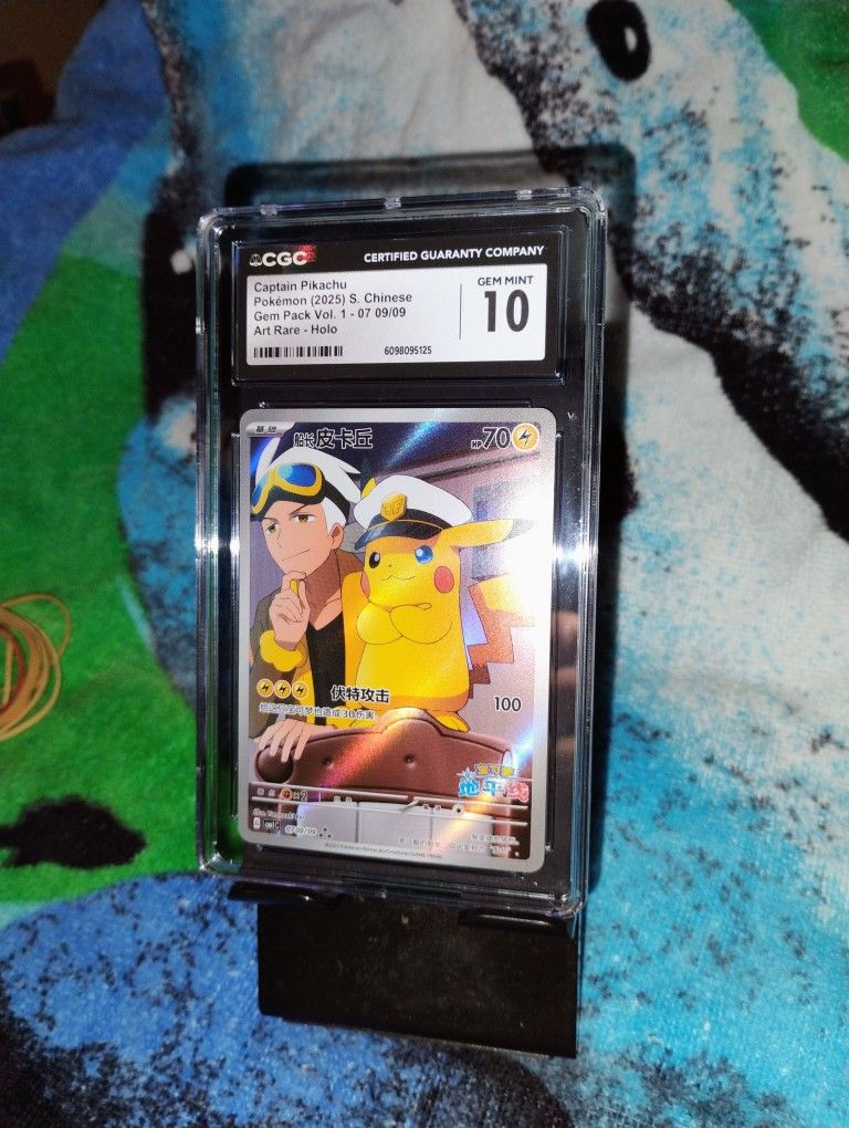 CGC 10 Gem Mint Chinese Captain Pikachu 09\09 Gem Pack Volume 1-07 Art Rare - Holo Slab