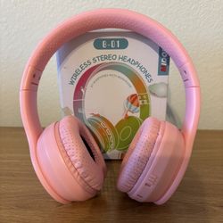 New! Midola Pink Over The Ear Wireless Headphones 