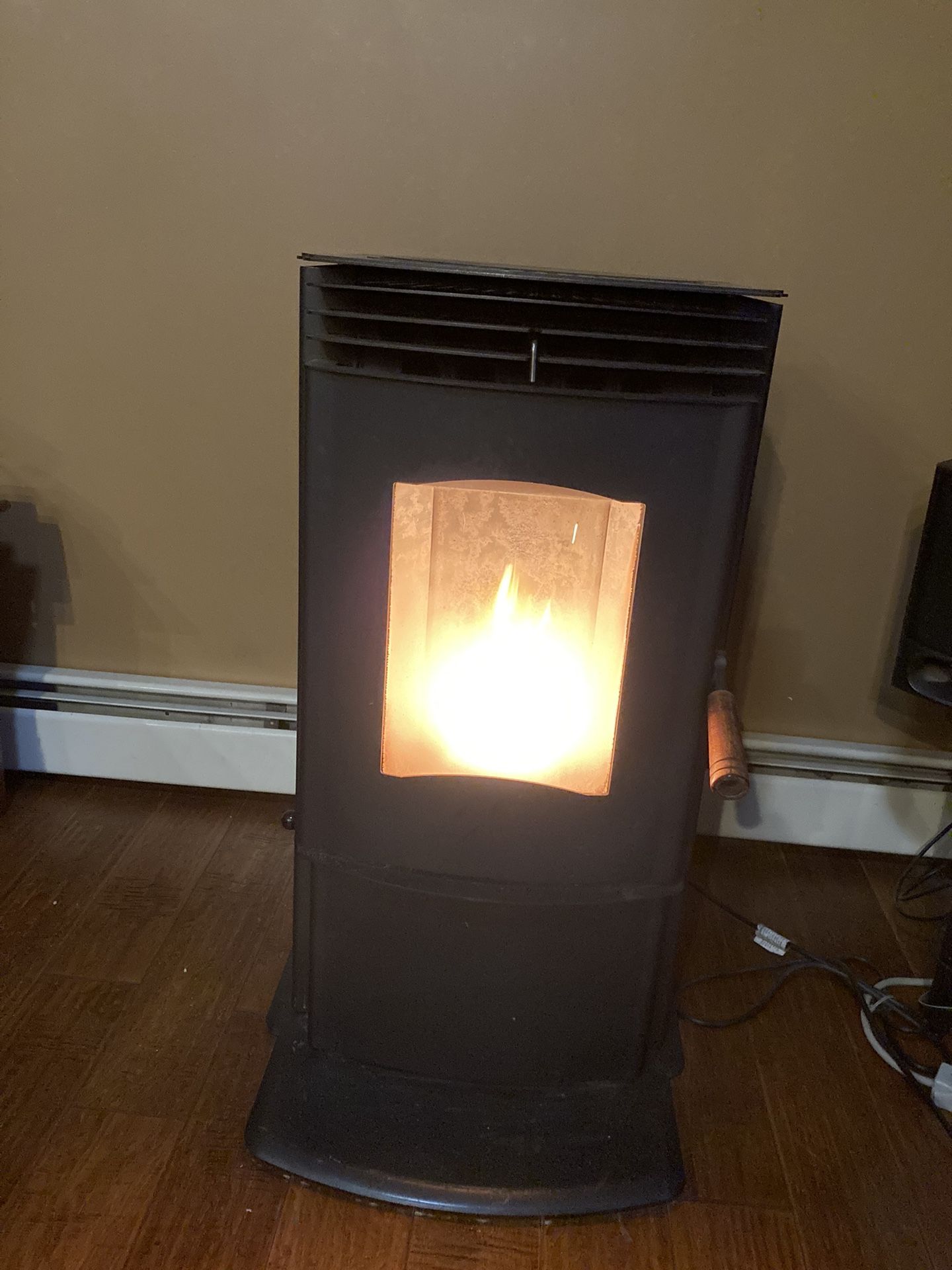 Enviro Mini Pellet Stove for Sale in Greenville, RI - OfferUp