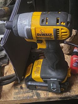 Dewalt drill and battery