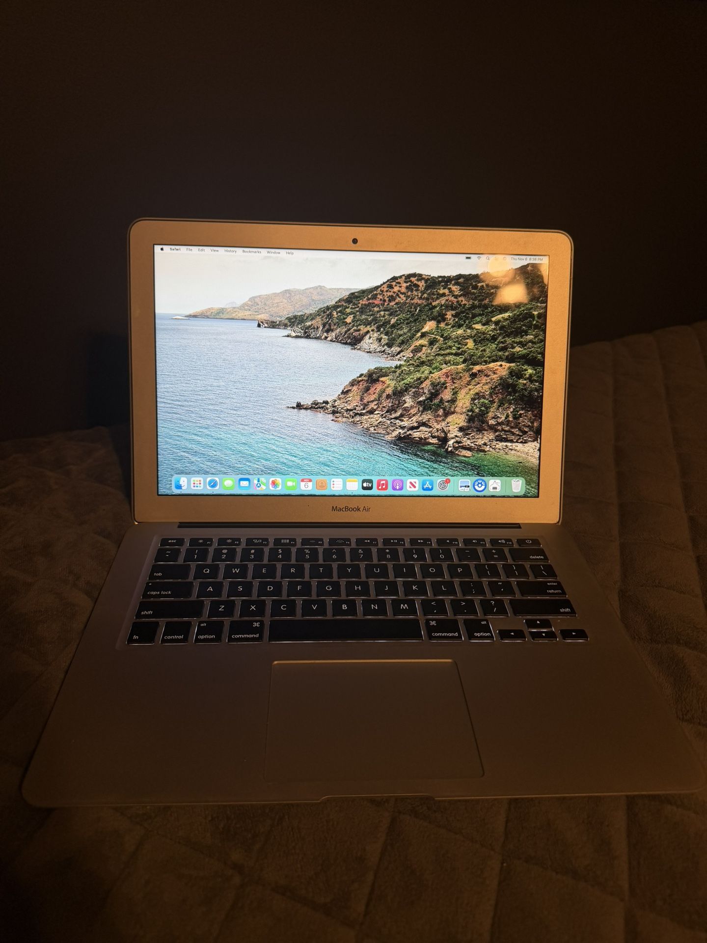 MacBook Air - 13 Inch - 2017 - Like New