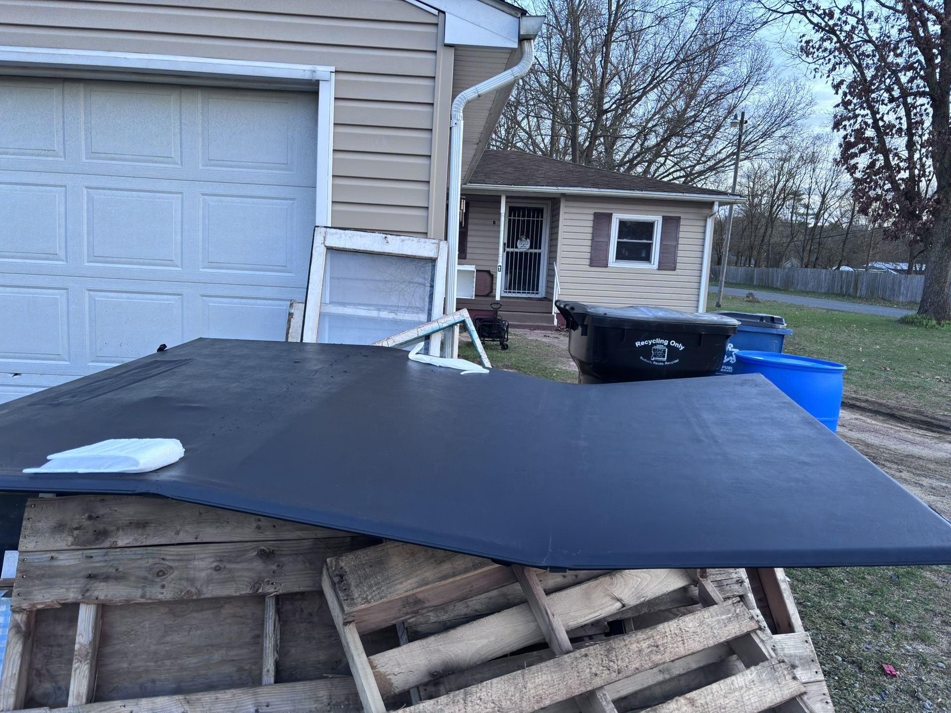 Tonneau Tri-Fold Hardcover Fold Up Truck Bed Cover OBO