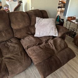 Couch Recliner Free Delivery 