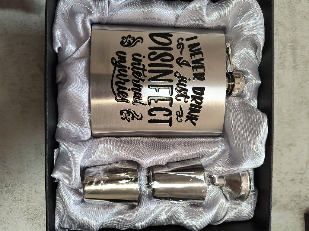 Flask Gift Set