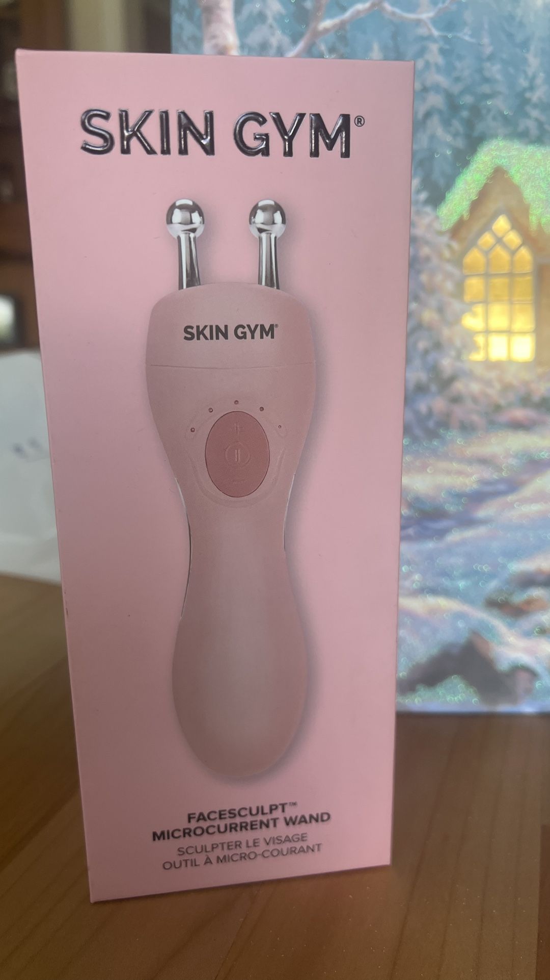 ✨Skin Gym Face sculpt Microcurrent Wand. In Box ✨