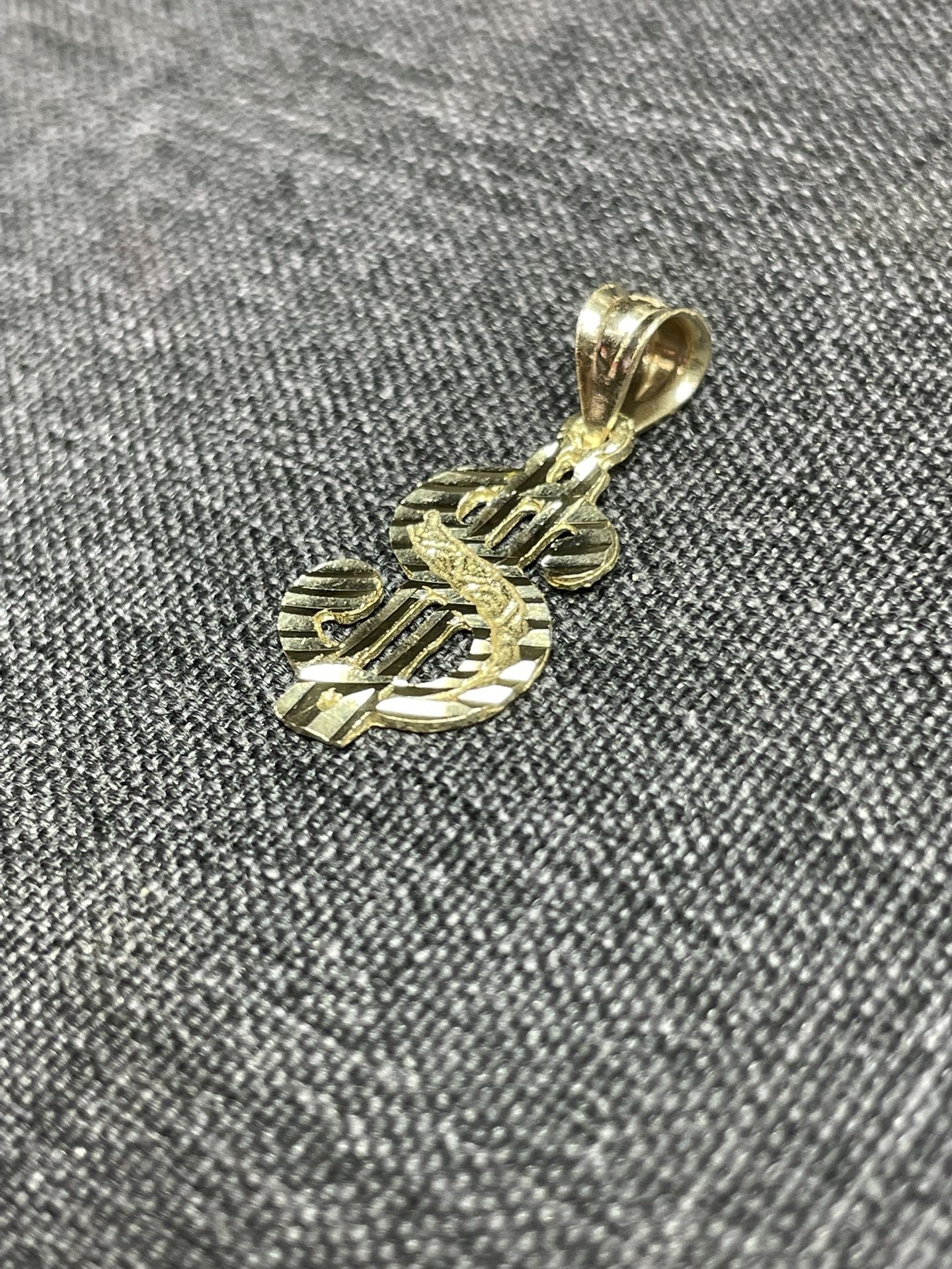 10K MoneySing Pendant 💲