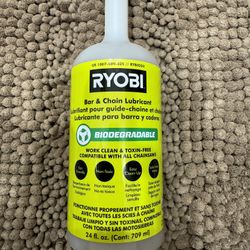 Ryobi Bar and Chain Lubricant Oil 24oz