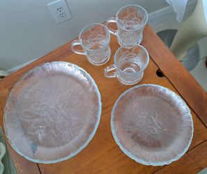 3  SERVING PIECE DINNERWARE SET 