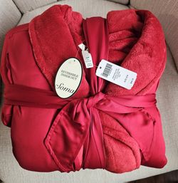 Soma Reversible Long Ruby Robe. NEW