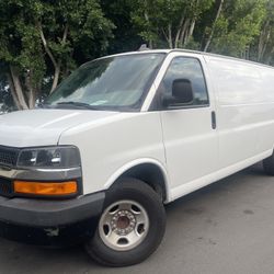 2025 Chevy Express 4.3L Engine (100 Hours)