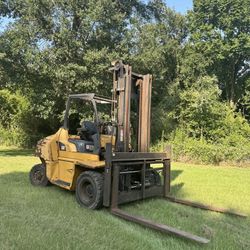2016 Cat 16k Capacity Forklift