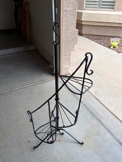 Wrought Iron Spiral Staircase Plant Stand