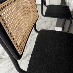 4 Barstools