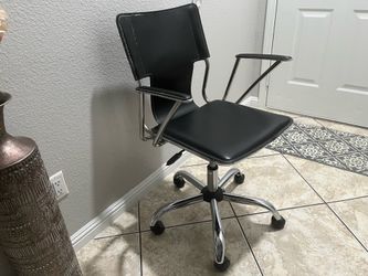 Computer chairs