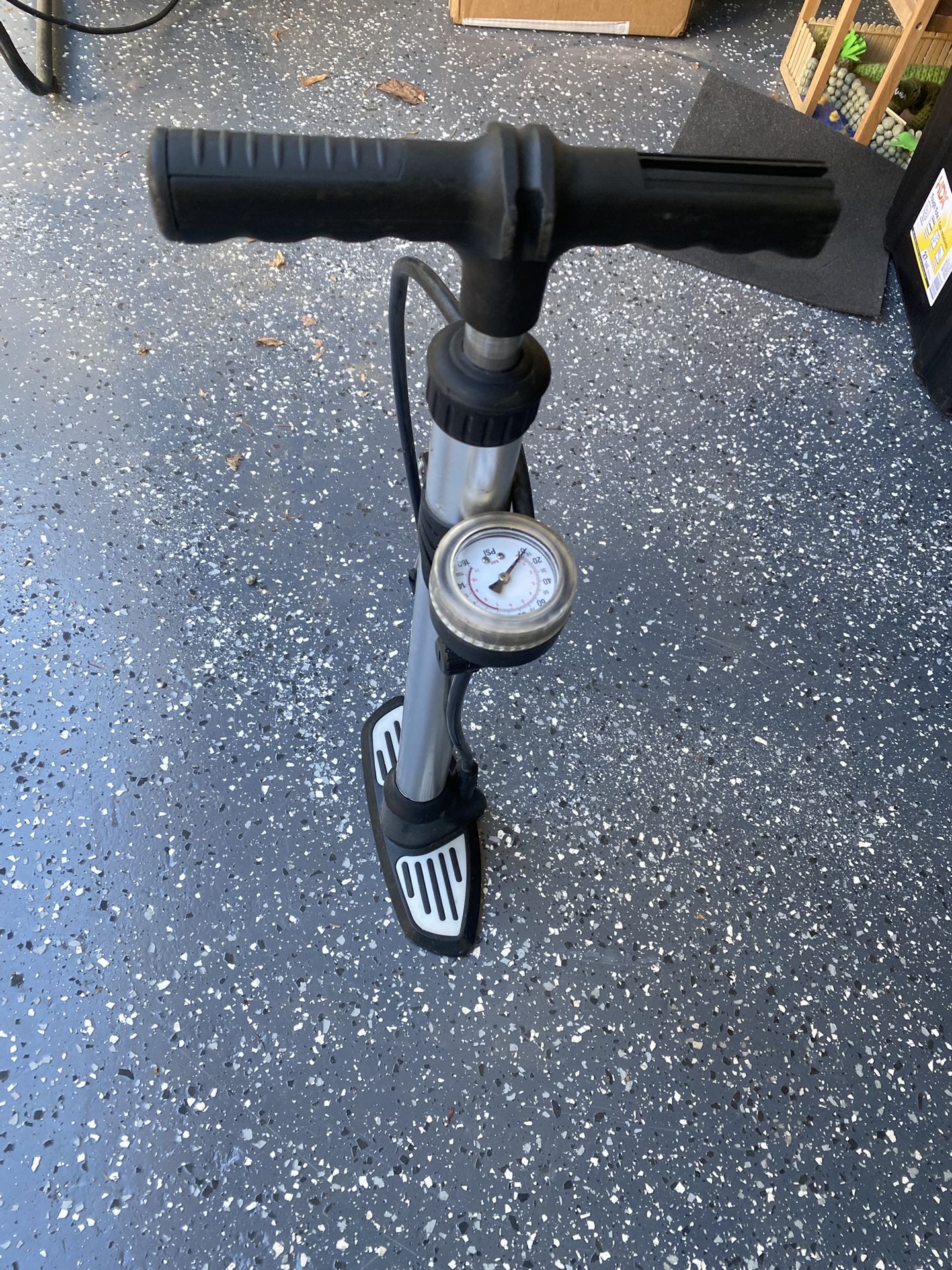 Husky Bicycle Floor Pump