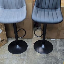 Seat Height Adjustable Black Faux Leather Swivel Low Back Bar Stools