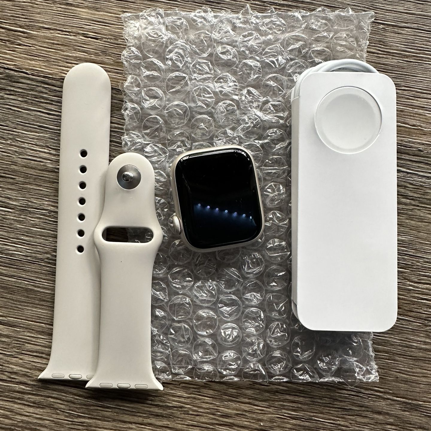 Apple Watch Series 7 41mm GPS + GSM Cellular Aluminum Case 