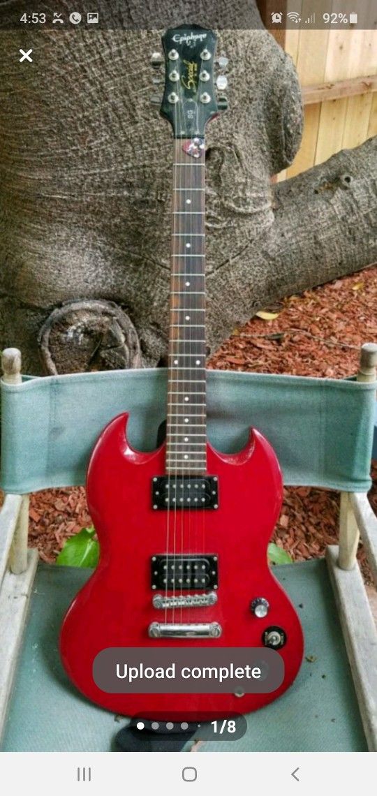 EPIPHONE SG GUITAR