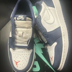 Jordan 1 Low SB Midnight Navy Size 8.5 Used