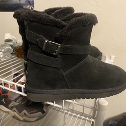 Women’s Ugg Boots Size 9 Never Worn