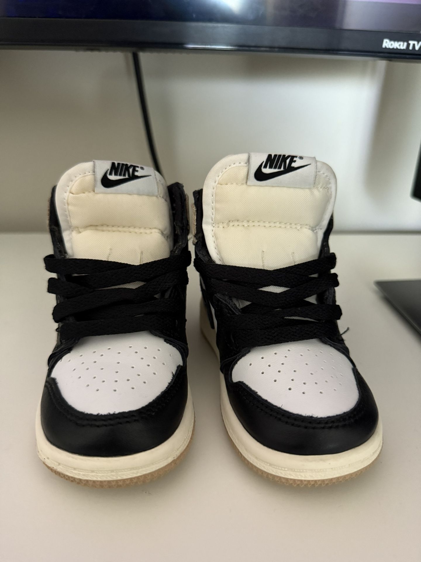 KIDS JORDAN 1 NEW 