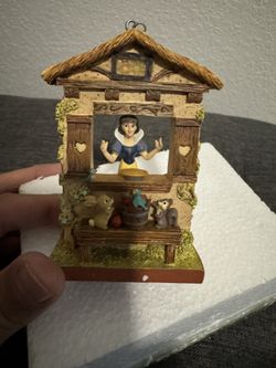 Disney Snow White Ornament