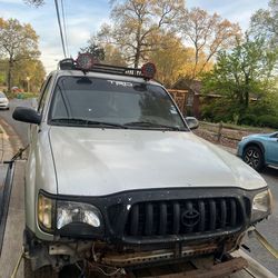 toyota tacoma partes