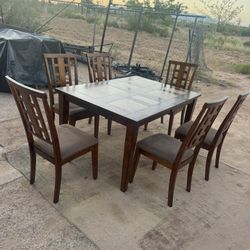 Beautiful 6 Chairs Dinning Table Set 