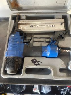Brad nailer