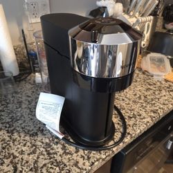 Nespresso Vertuo Next Deluxe By De'Longhi 🚨READ DESCRIPTION🚨