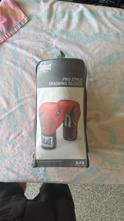 Everlast Pro style training gloves