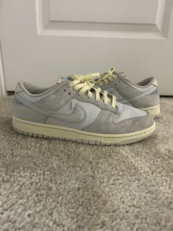 NIKE DUNKs AND JORDAN 6s SIZE 10