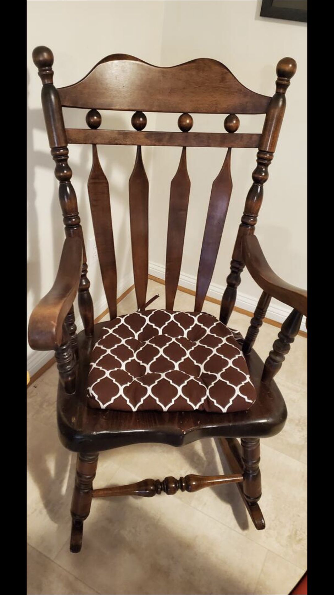 Very solid, high end rocking chair