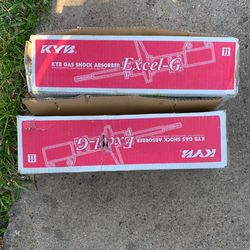 Chevy Silverado Shocks KYB Excel-G