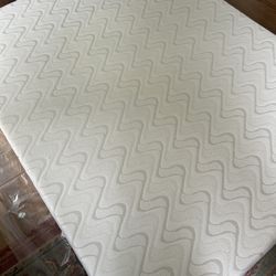 Quail Love & Sleep, Queen, Firmness: Firm Like New, Perfect Condition