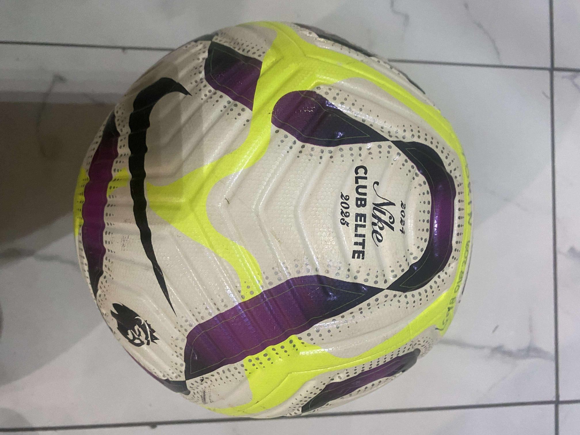 Size 5 Nike Pro Club Elite Soccer Ball AerowSculpt FIFA Purple Yellow