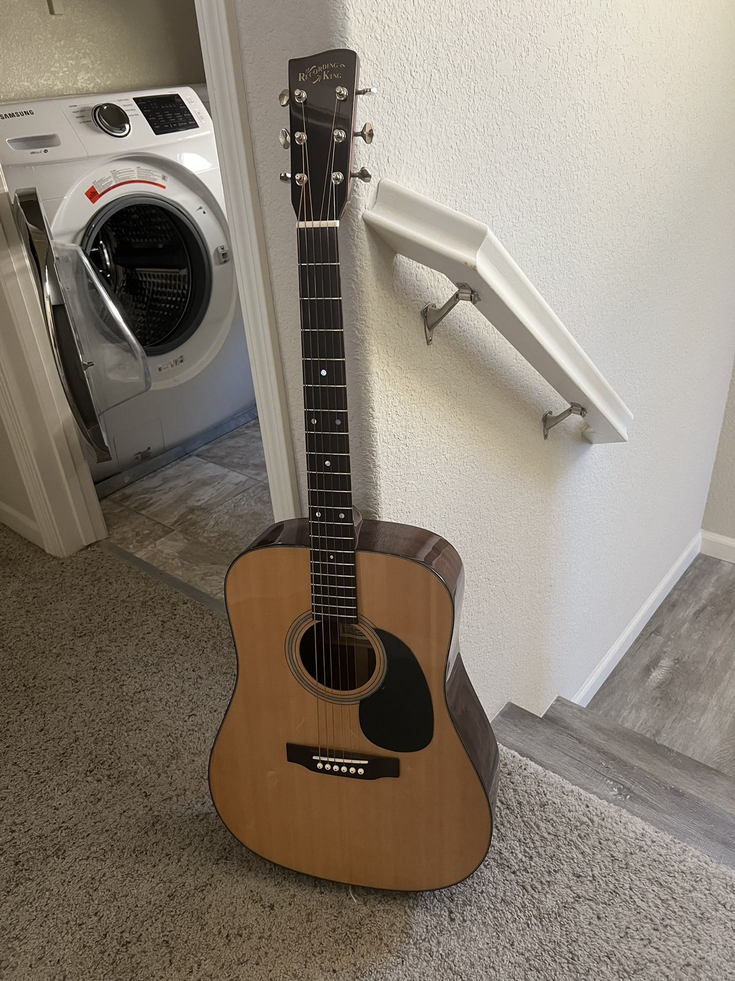 Recording King Solid Mahogany Dreadnought, Aged Adirondack Top RD-318 (Brand NEW)