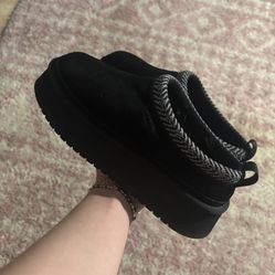 Slippers 