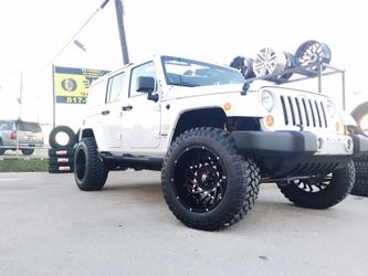 We have your Jeep lift
