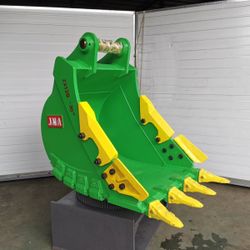 Excavator Hitachi ZX-100/ZX-120/ZX-130 Heavy Duty Rock Bucket GP 30-inches Width. Without the Pin.