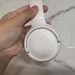JBL Tune 520BT - Wireless Headphones 