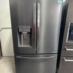 Fast Delivery! LG Refrigerator Fridge Icemaker inside
