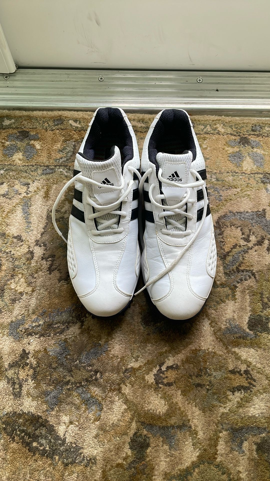 Size 11 Men’s Adidas  3D Fit Foam Golf Shoes