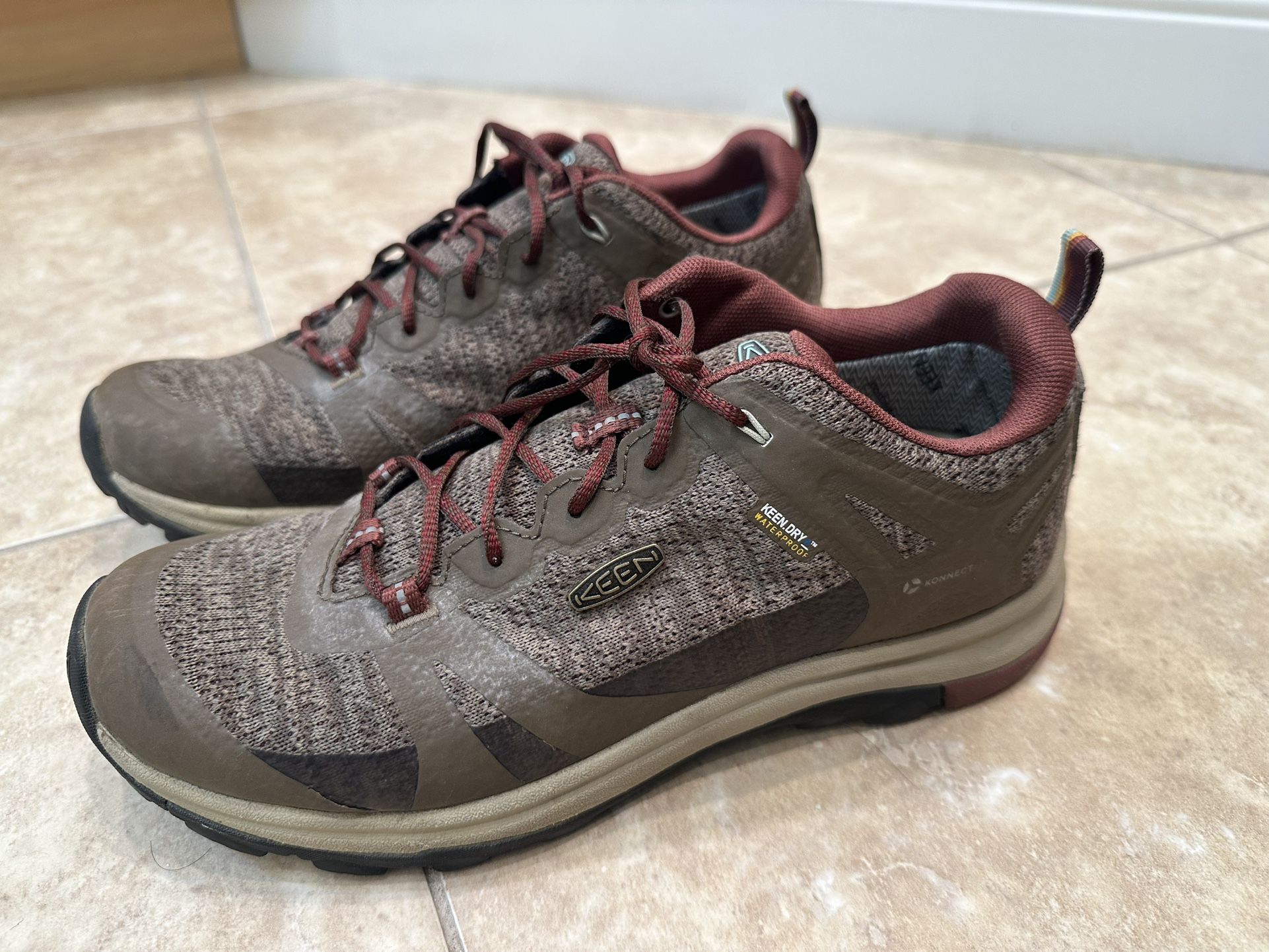 Keen Hiking Shoes